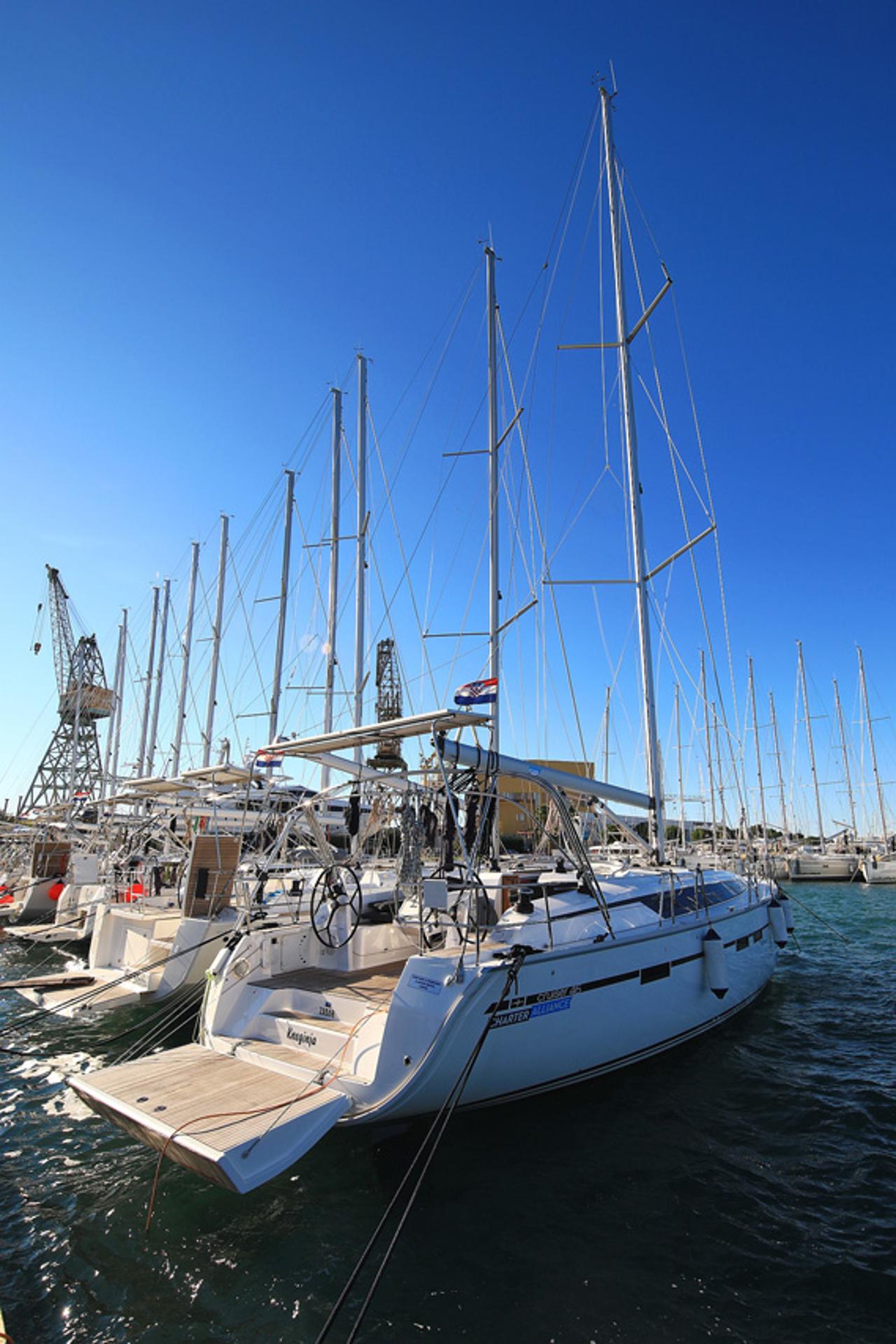 Najam Bavaria Cruiser 46 - 4 cab. "Kneginja" u destinaciji Biograd na Moru | Nautilus - Slika 3