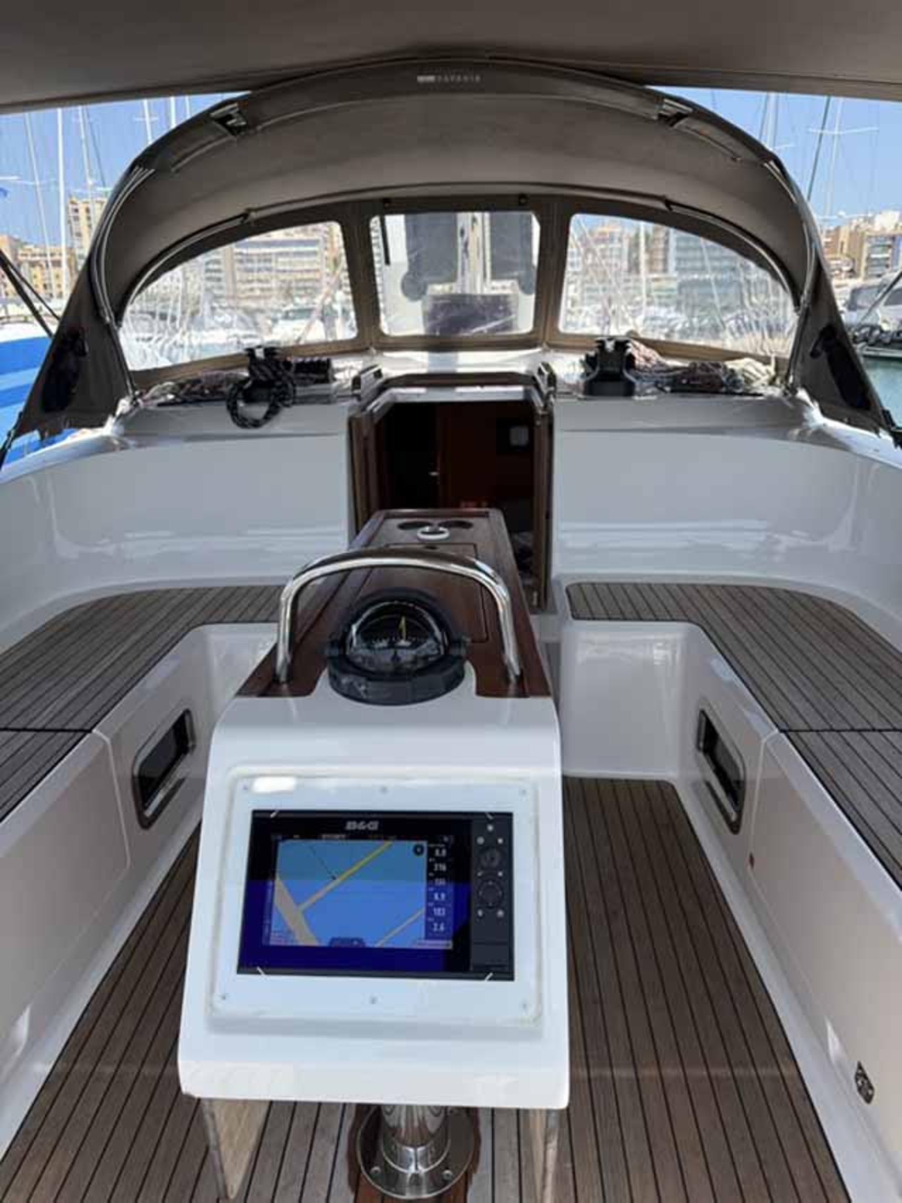 Charter Bavaria Cruiser 46 - 4 cab. "Zerberus" in Palma de Mallorca | Nautilus - Slika 4