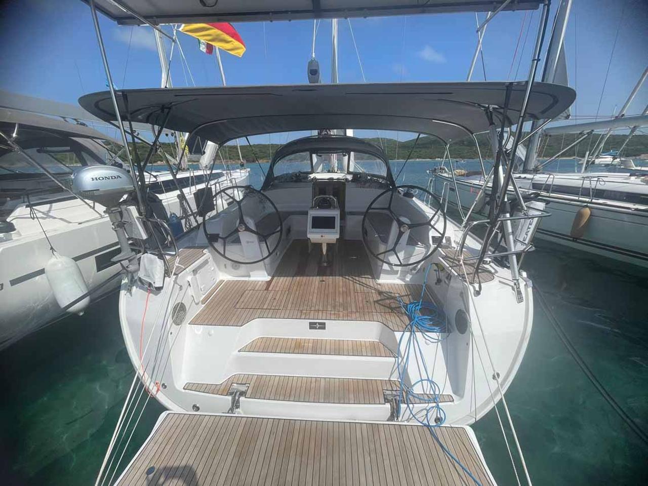 Charter Bavaria Cruiser 46 Style - 4 cab. "Giovanna" in Figari/Golfo Aranci | Nautilus