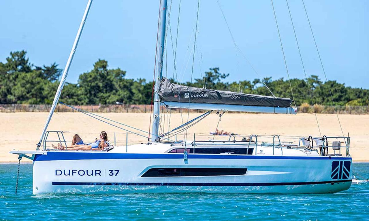 Charter Dufour 37 - 2 cab. "Pictor" in Biograd na Moru | Nautilus - Slika 3