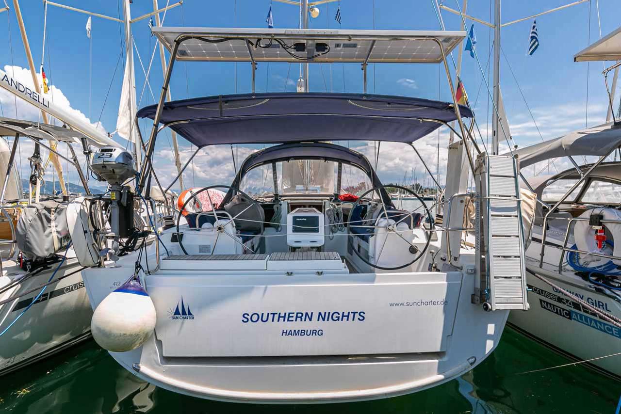 Charter Dufour 412 "Southern Nights" in Krf | Nautilus