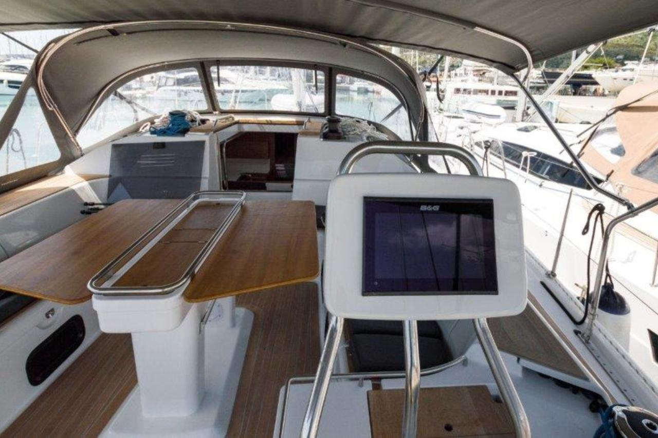 Charter Elan Impression 50 - 5 + 1 cab. "Bingo" in Biograd na Moru | Nautilus - Slika 4