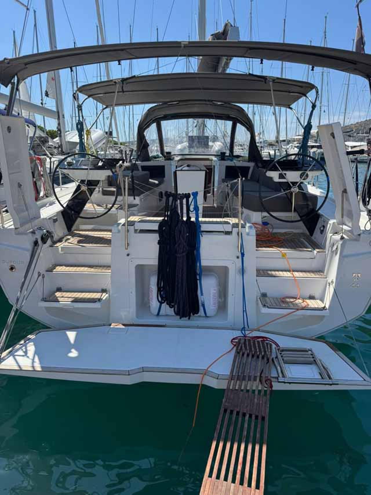 Noleggio Dufour 44 - 4 cab "Miram" a Trogir | Nautilus - Slika 3