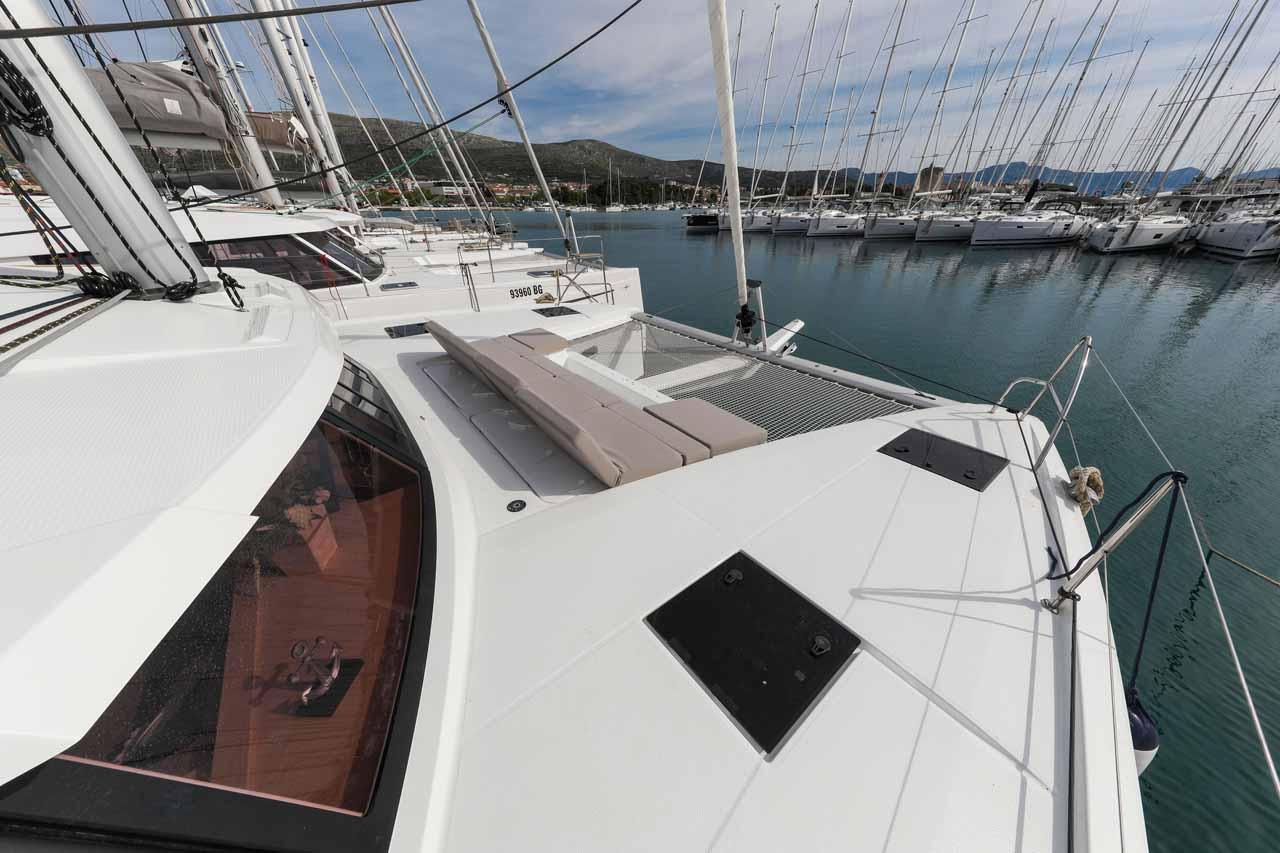 Najam Fountaine Pajot Astrea 42 - 4 + 2 cab. "Alchiba" u destinaciji Trogir | Nautilus - Slika 4