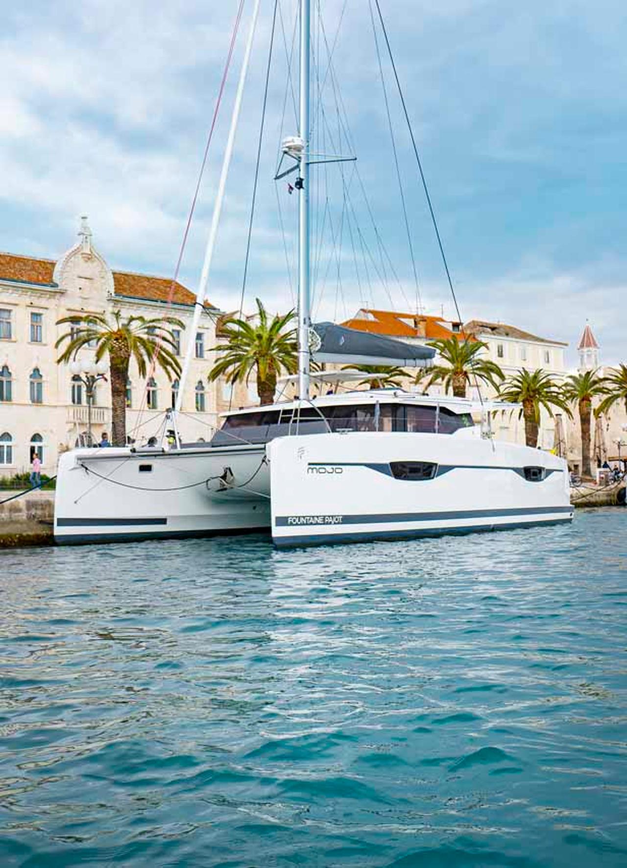 Noleggio Fountaine Pajot Astrea 42 - 4 + 2 cab. "Mojo" a Pula | Nautilus - Slika 3