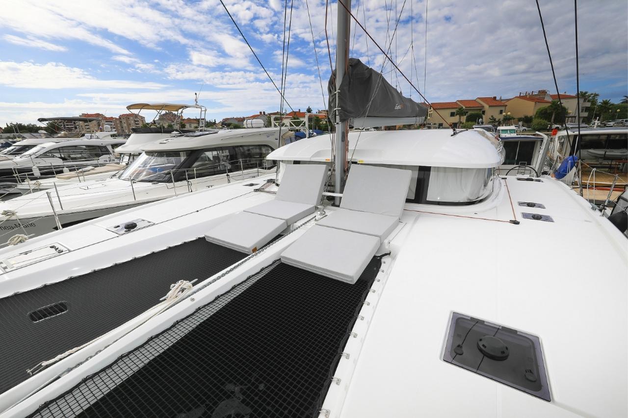 Charter Excess 14 - 4 + 2 cab. "Windhunter" in Pirovac | Nautilus - Slika 4