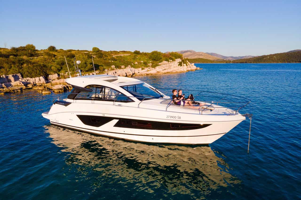 Charter Gran Turismo 41 "Star Trek" in Šibenik | Nautilus - Slika 3