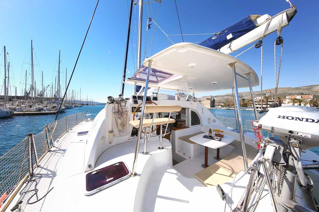 Najam Lagoon 380 S2 - 4 + 2 cab. "Phoenix" u destinaciji Zadar | Nautilus - Slika 4