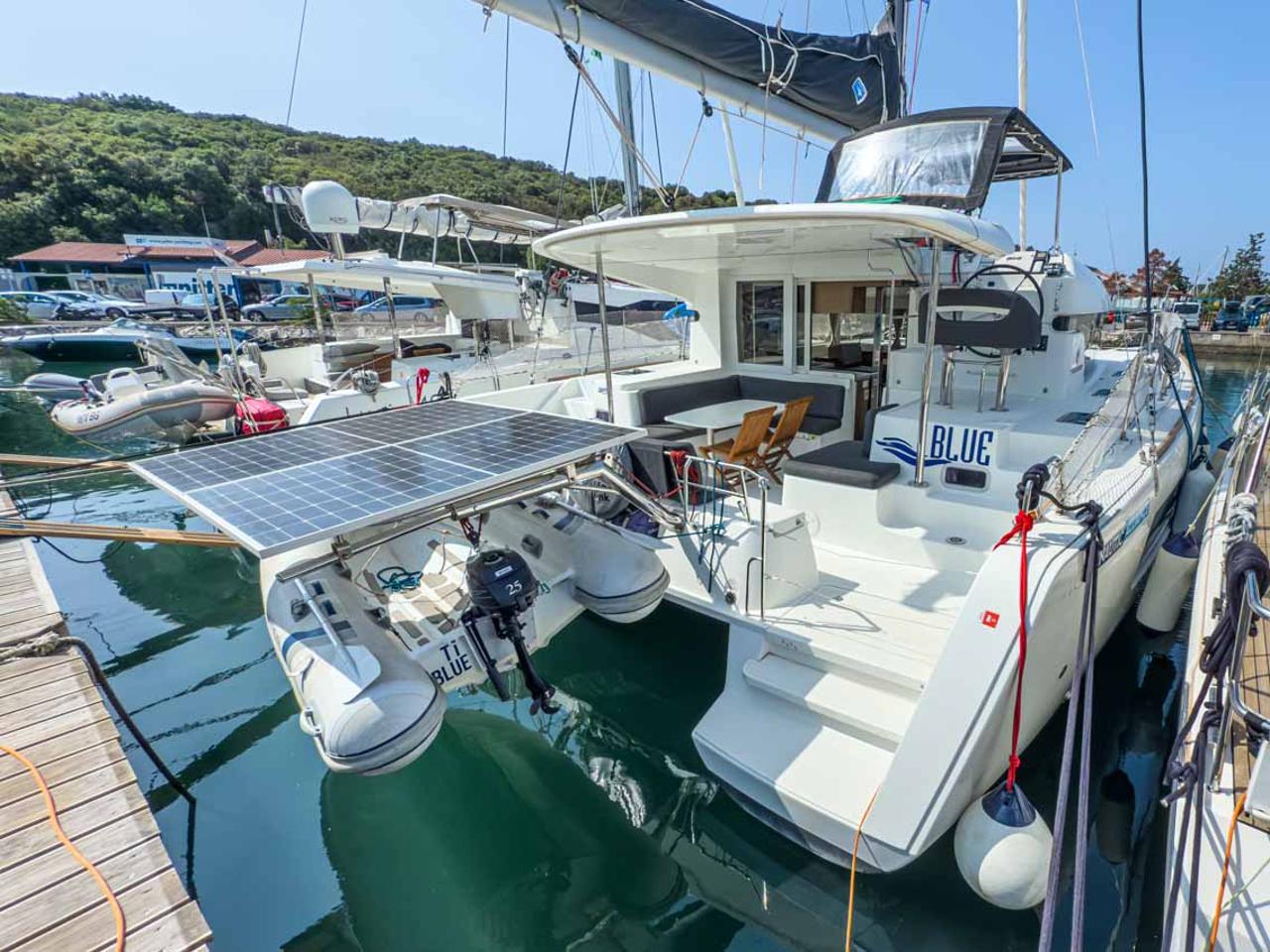 Noleggio Lagoon 40 - 4 + 2 cab "Blue" a Pula | Nautilus - Slika 3