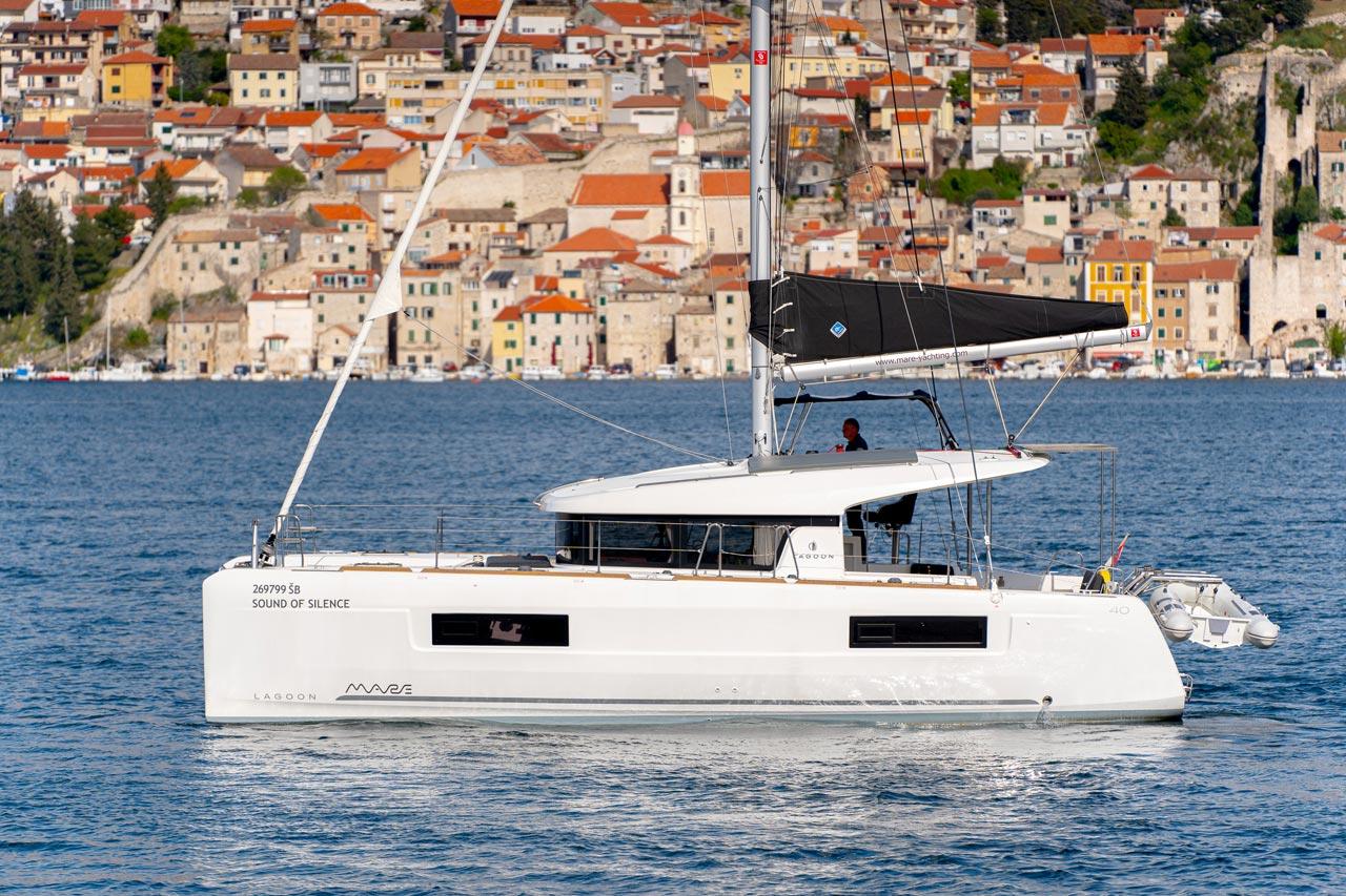 Charter Lagoon 40 - 4 + 2 cab "Sound of Silence" in Šibenik | Nautilus - Slika 4