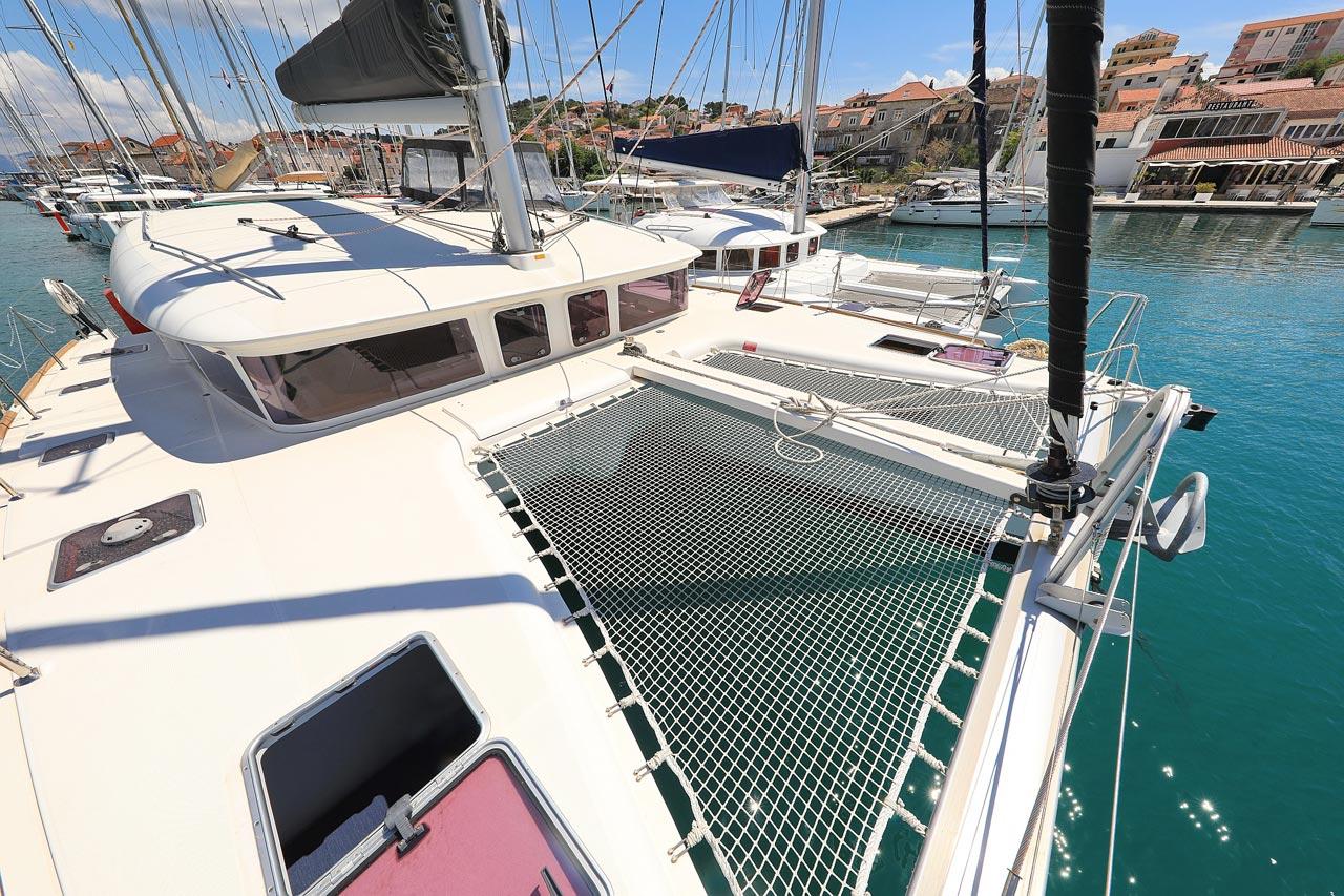 Charter Lagoon 400 - 4 + 2 cab. "Pagomo nayan" in Trogir | Nautilus - Slika 4
