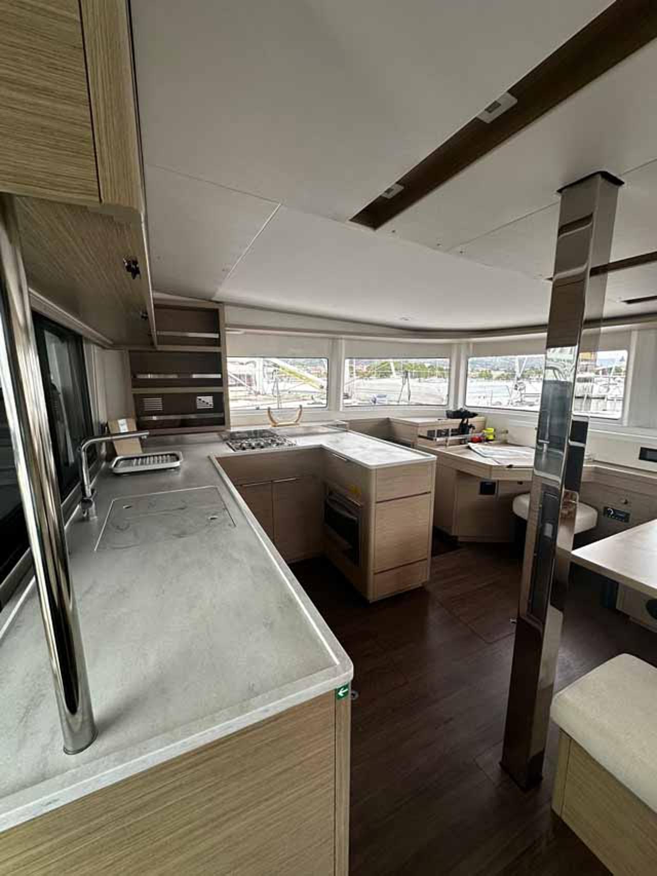 Najam Lagoon 46 - 4 + 2 cab. "Gemini" u destinaciji Figari/Golfo Aranci | Nautilus - Slika 3