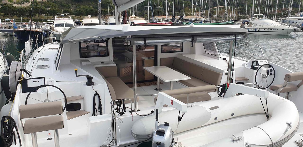 Charter Nautitech 40 Open - 4 + 1 cab. "Lullaby" in Tropea | Nautilus