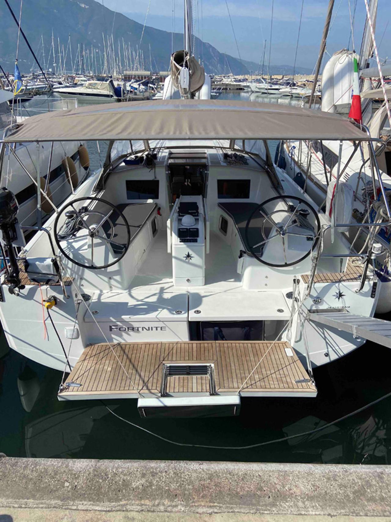 Charter Sun Odyssey 410 - 3 cab. "Fortnite" in Castellammare di Stabia | Nautilus - Slika 3