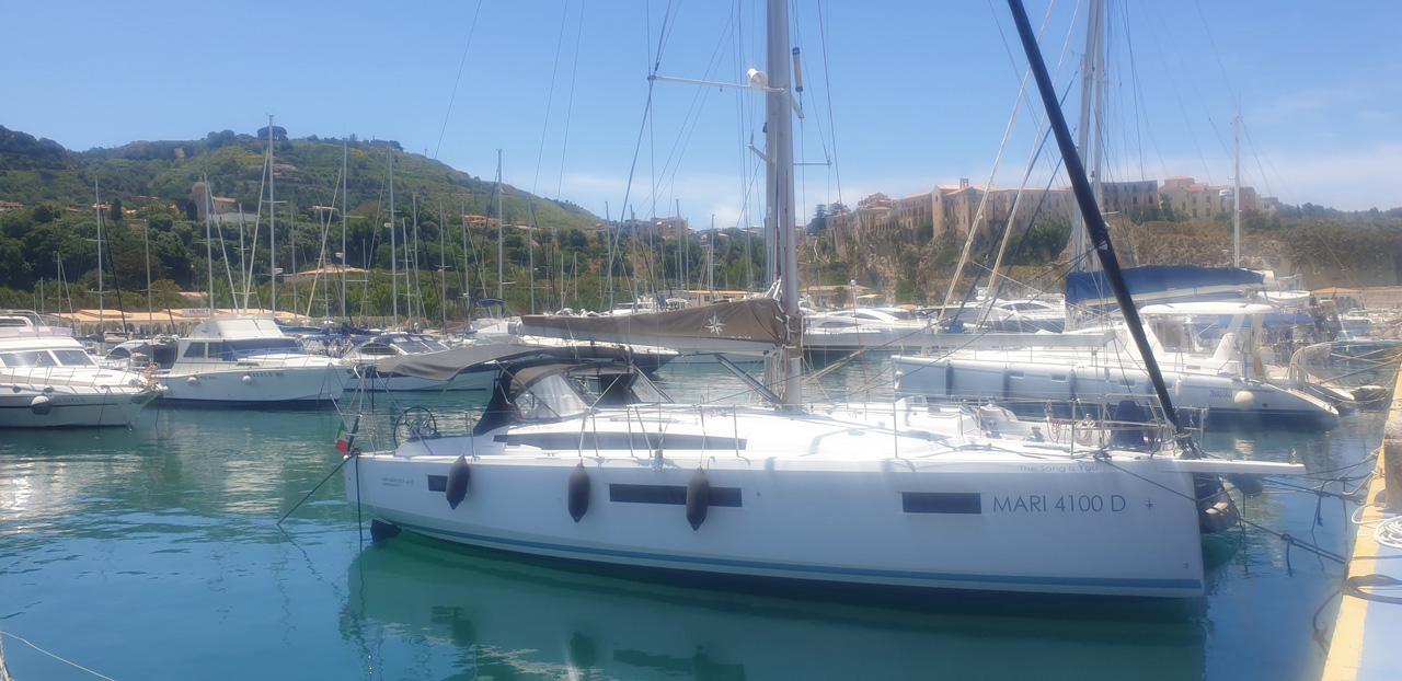 Najam Sun Odyssey 410 - 3 cab. "The song is you" u destinaciji Tropea | Nautilus - Slika 3