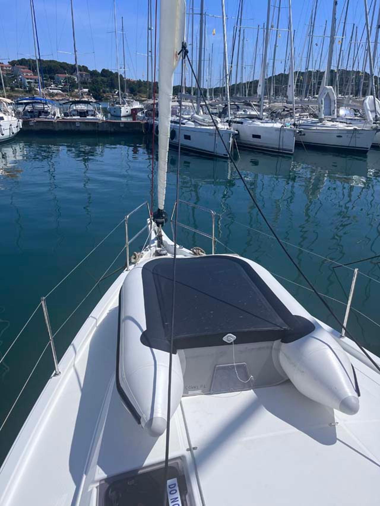 Najam Sun Odyssey 410 - 3 cab. "Tu Tamo 3" u destinaciji Pula | Nautilus - Slika 4