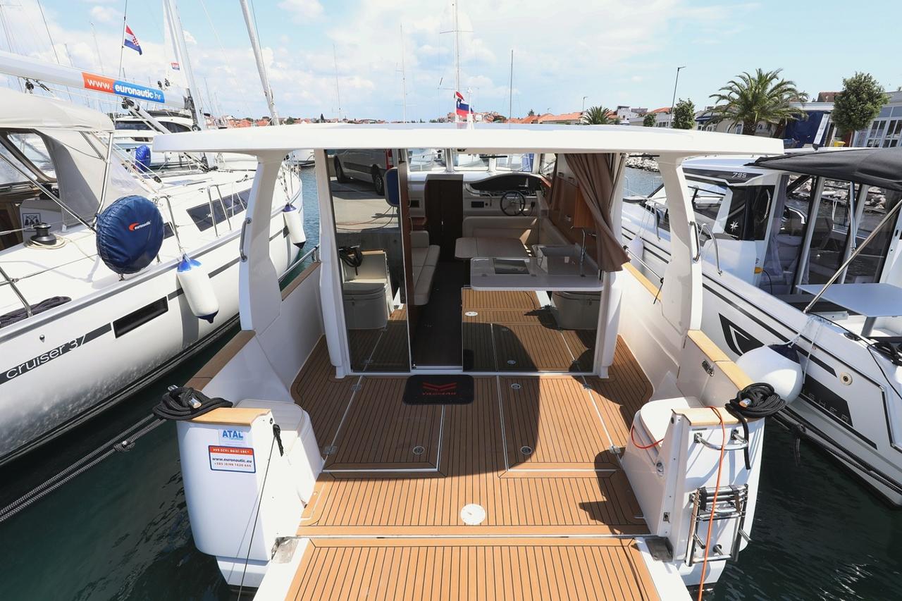 Charter Greenline 33 "Mozart" in Pirovac | Nautilus - Slika 3
