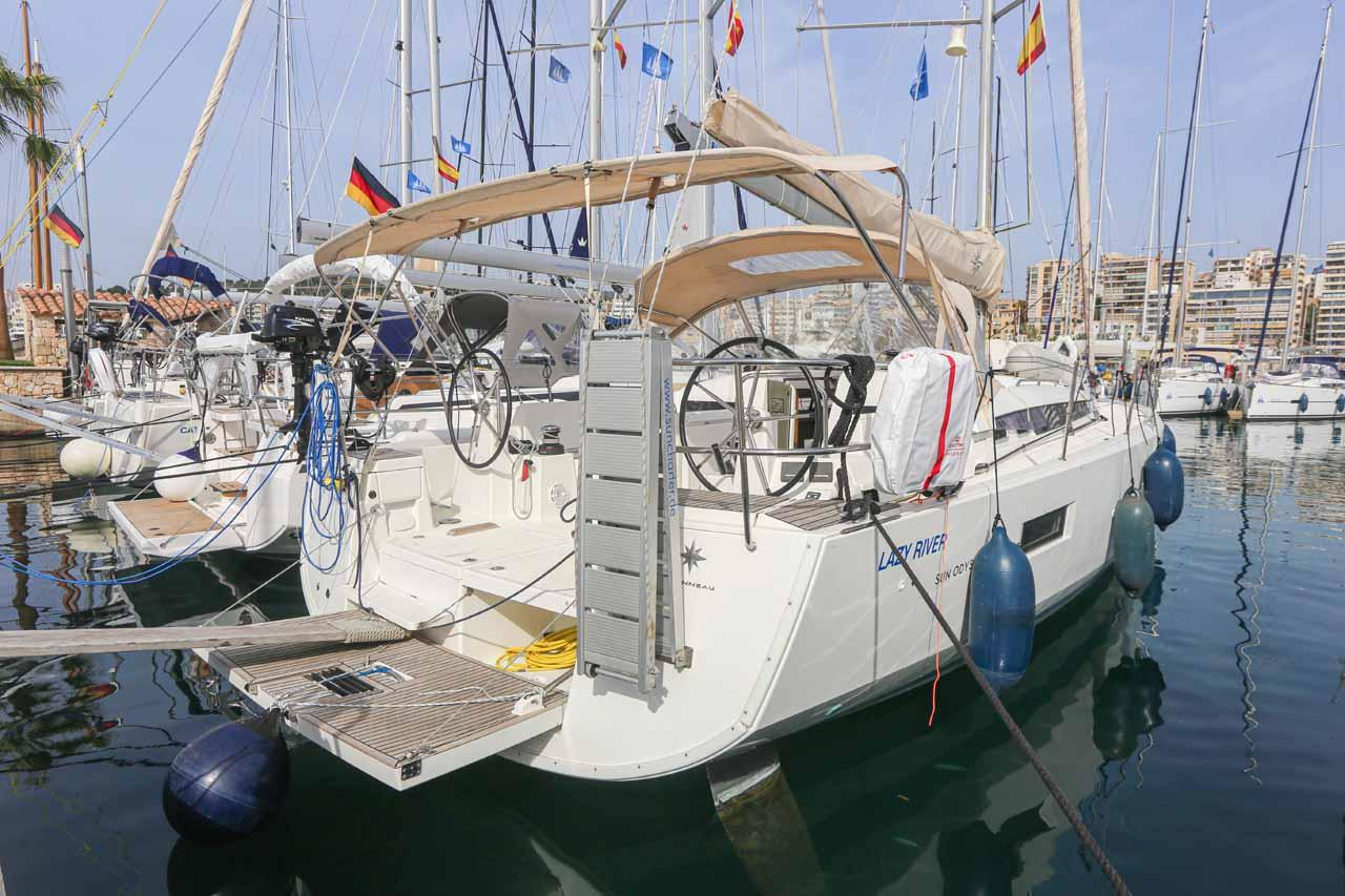 Najam Sun Odyssey 440 - 4 cab. "Lazy River" u destinaciji Palma de Mallorca | Nautilus
