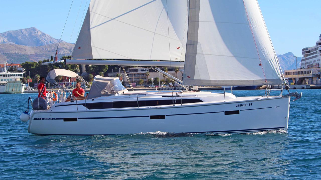 Noleggio Bavaria Cruiser 37 - 3 cab. "Evala" a Split | Nautilus - Slika 4