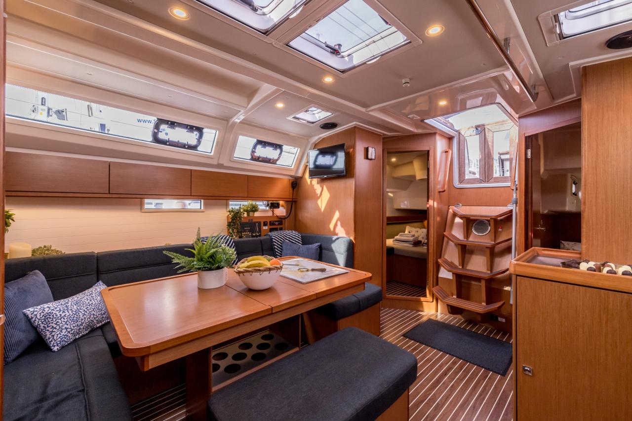 Najam Bavaria Cruiser 46 - 4 cab. "Bella Vita" u destinaciji Split | Nautilus - Slika 3