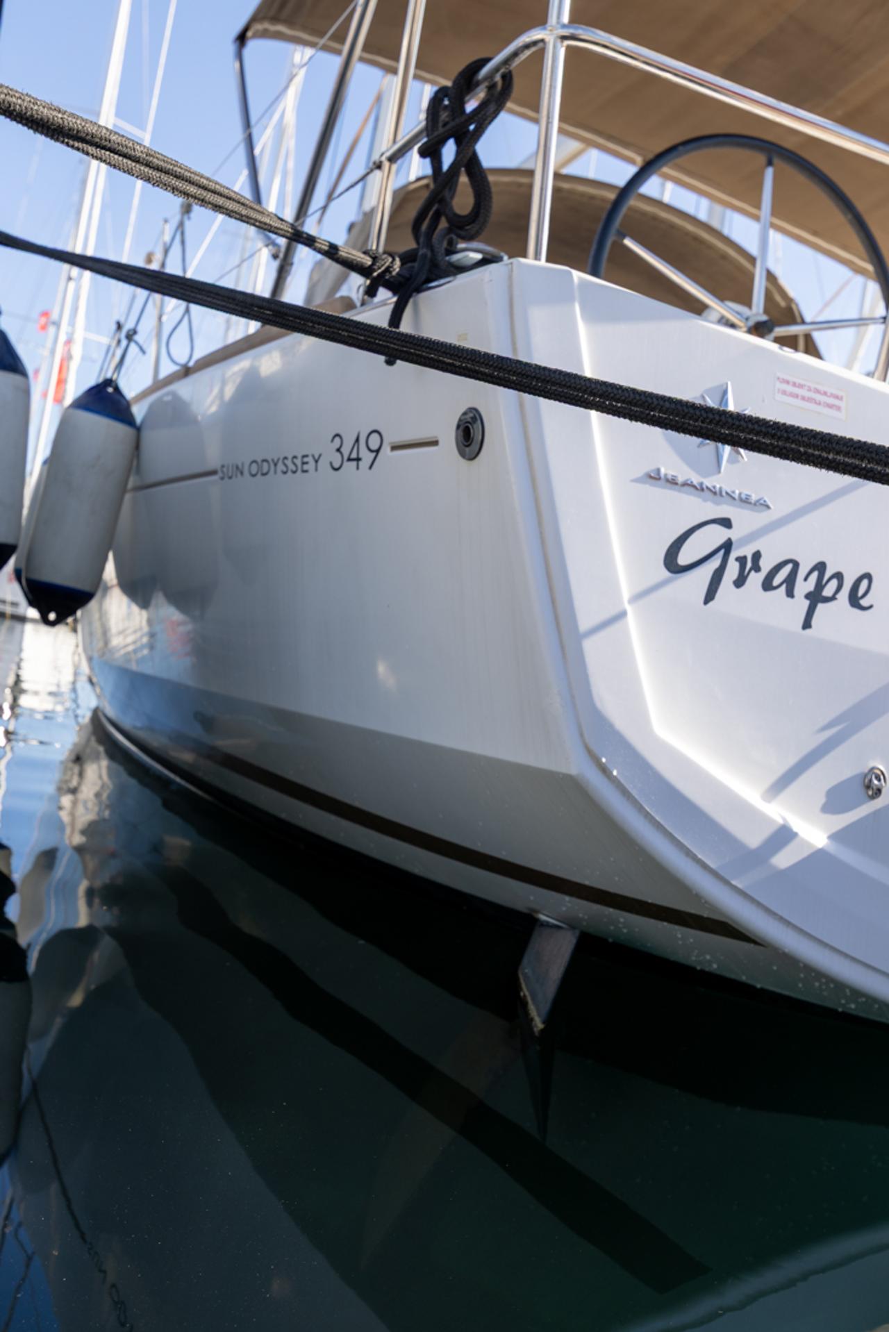 Charter Sun Odyssey 349 - 3 cab. "Grape" in Biograd na Moru | Nautilus - Slika 4