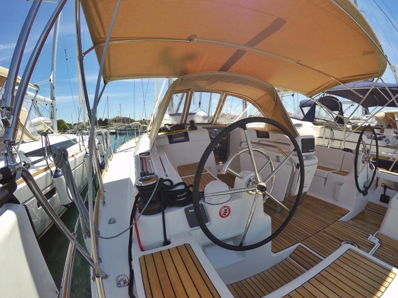 Najam Sun Odyssey 449 "Tardis" u destinaciji Biograd na Moru | Nautilus - Slika 4