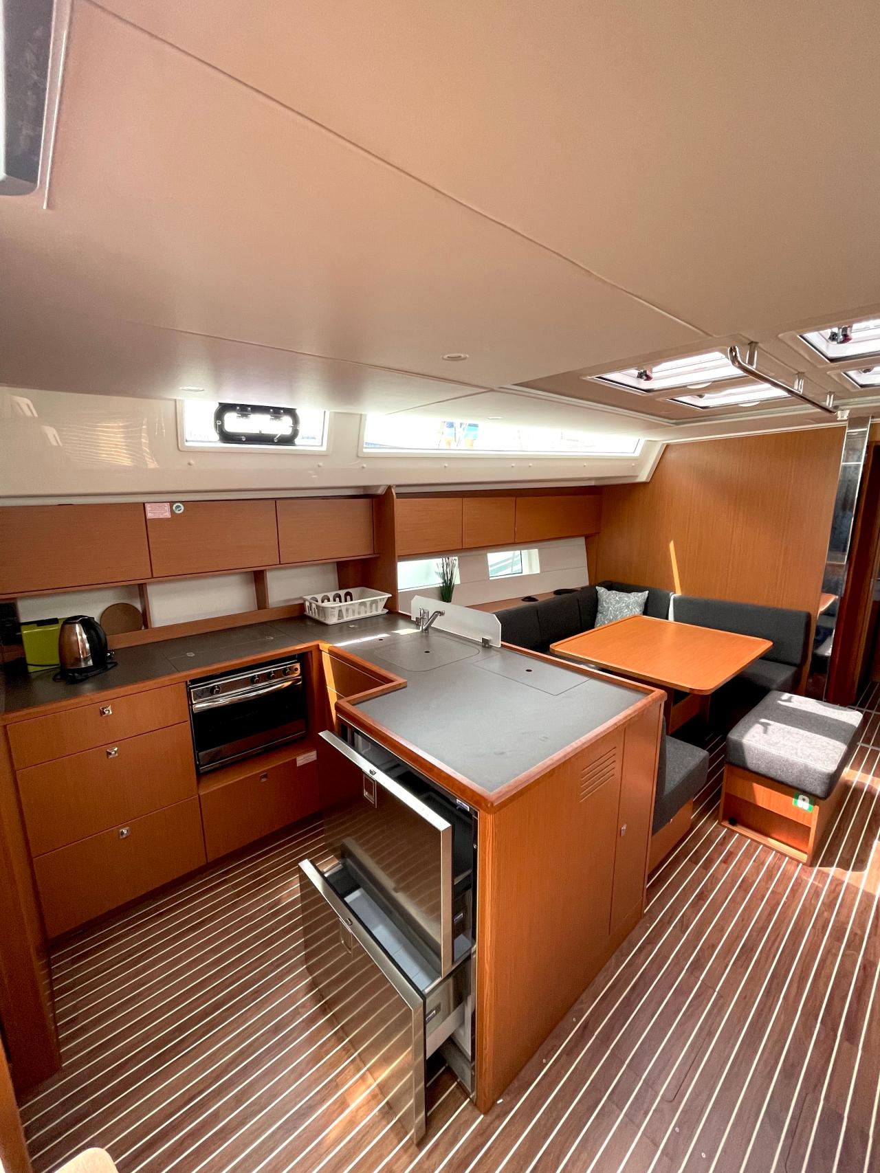 Noleggio Bavaria C50 Holiday - 5 cab. "Hangover" a Kaštela | Nautilus - Slika 3