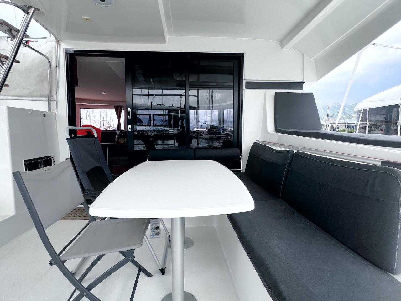 Charter Lagoon 42 - 4 + 2 cab. "Love Hunter" in Kaštela | Nautilus - Slika 4