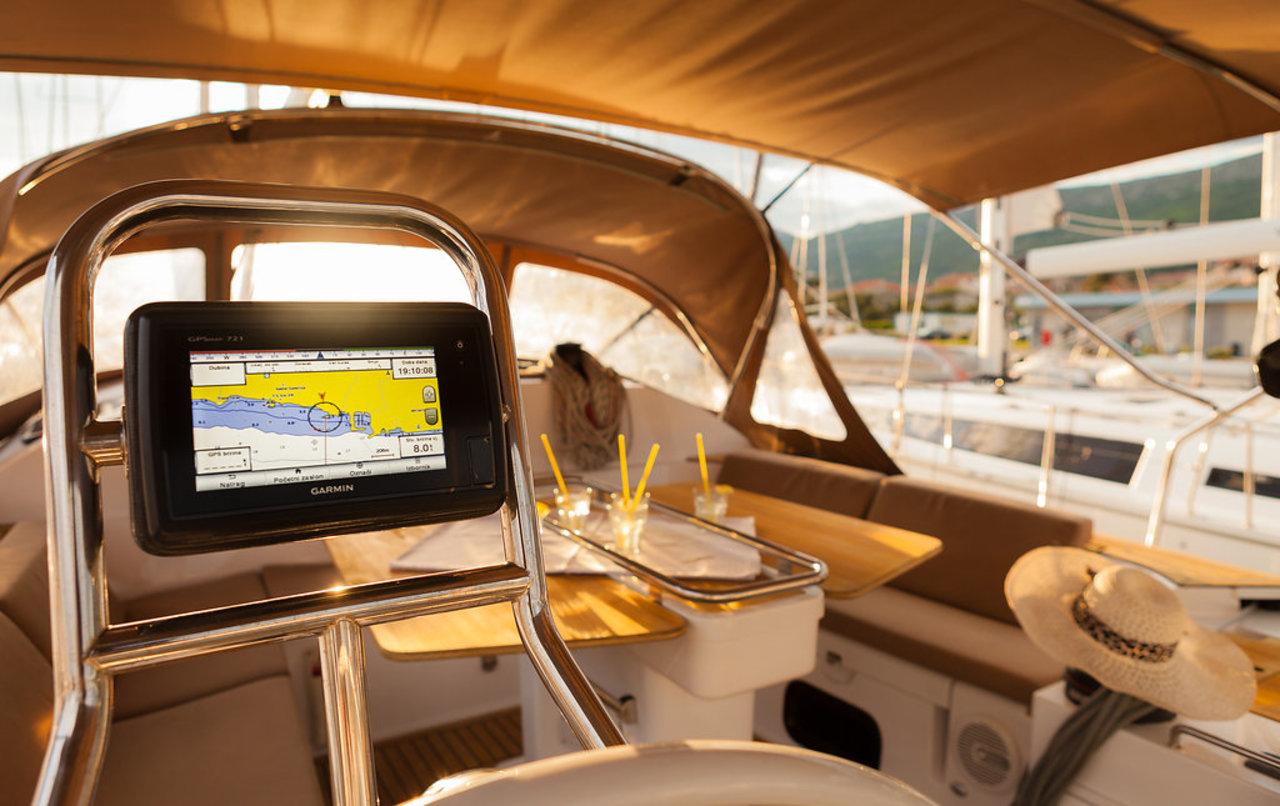 Najam Elan Impression 50 "Biondi" u destinaciji Kaštela | Nautilus - Slika 4