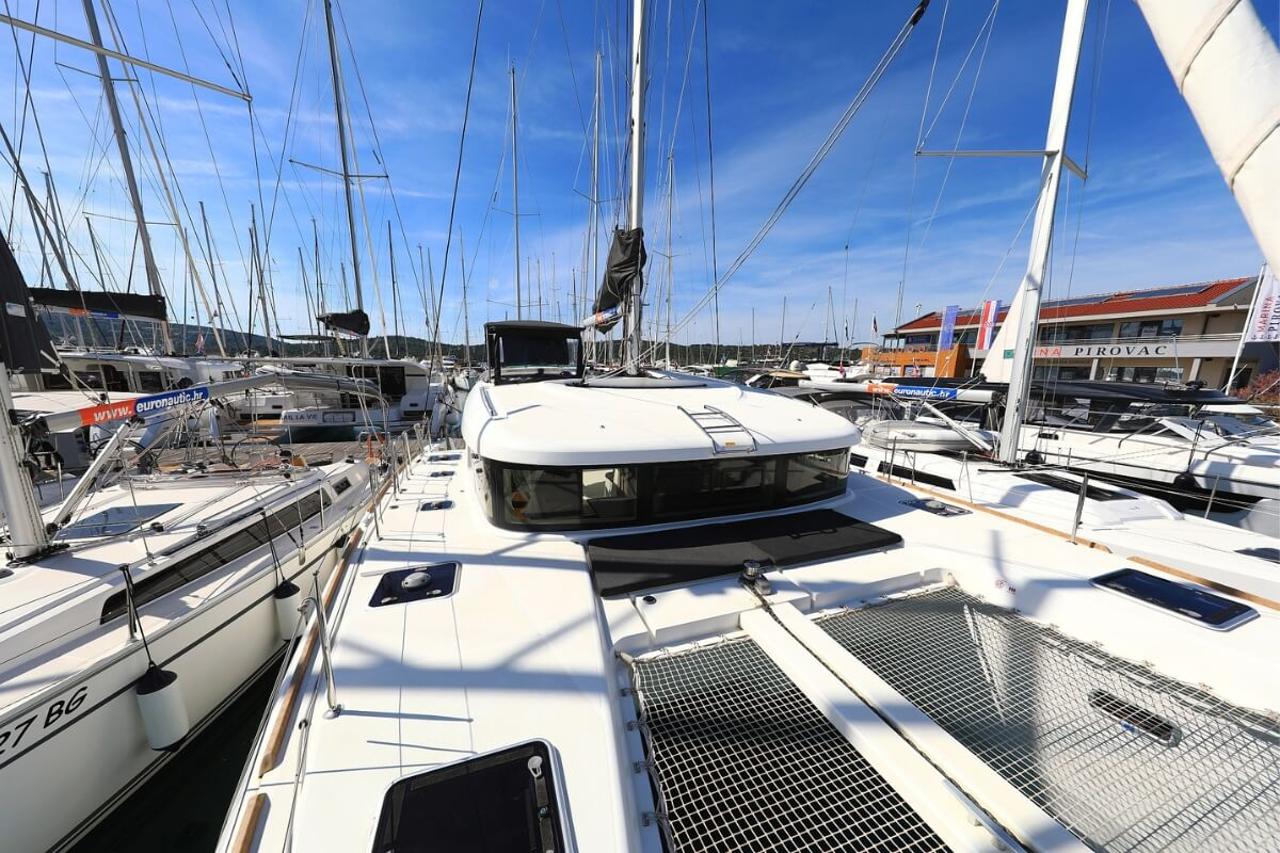 Charter Lagoon 40 - 4 + 2 cab "Liquid Spirit" in Pirovac | Nautilus - Slika 4