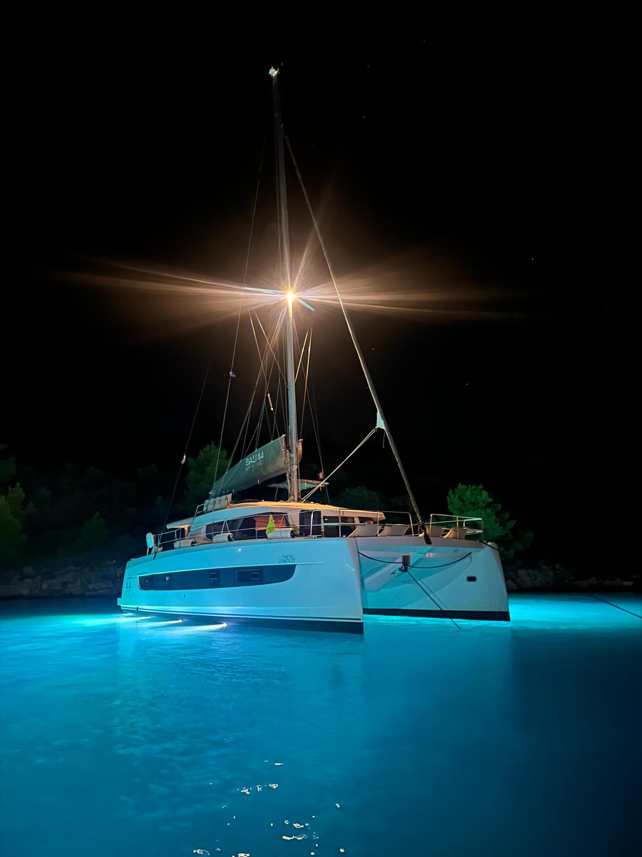 Najam Bali 4.4 - 4 + 1 cab. "Thetis" u destinaciji Rogoznica | Nautilus - Slika 4