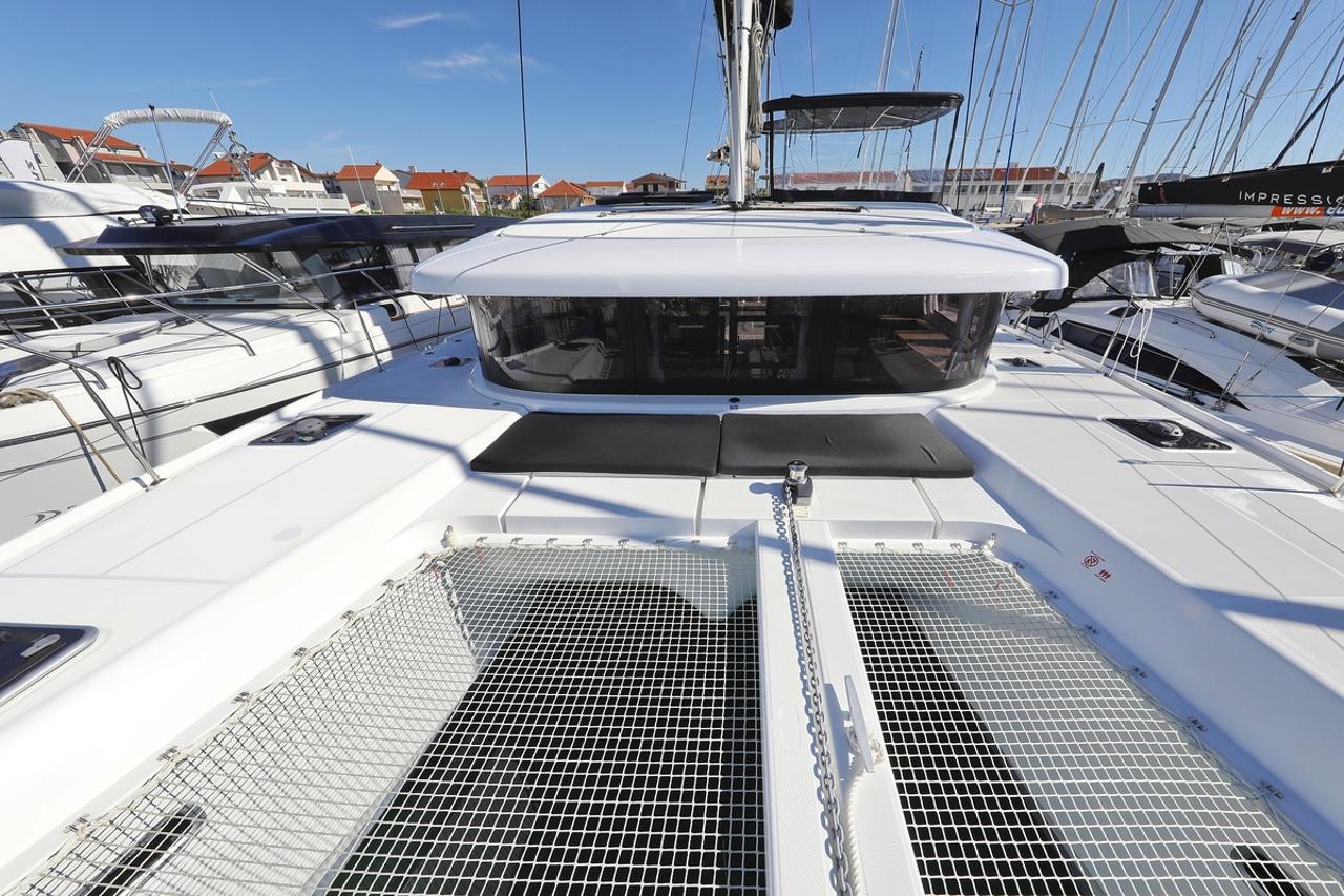 Charter Lagoon 42 - 4 + 2 cab. "Sail la Vie" in Pirovac | Nautilus - Slika 3