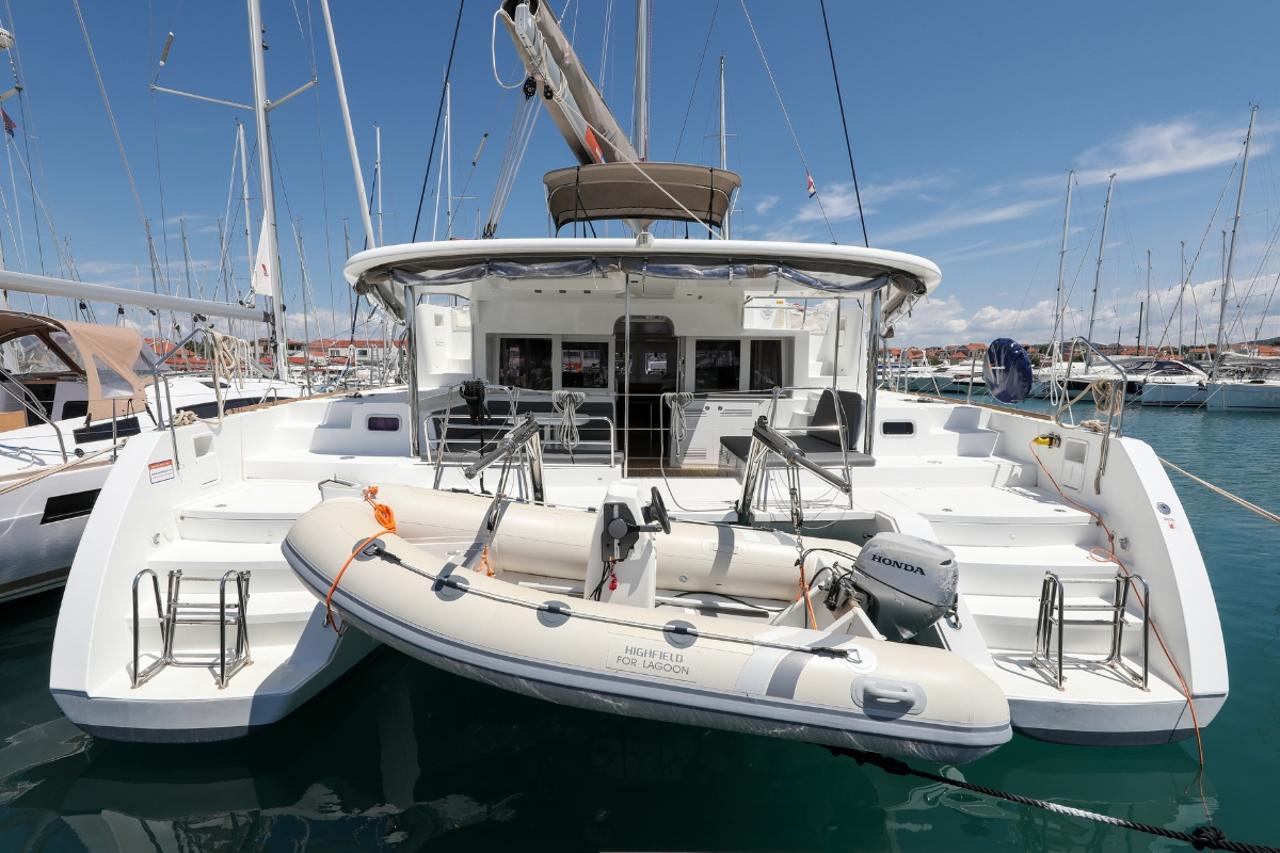 Charter Lagoon 450 - 4 + 2 cab. "Fortuna" in Pirovac | Nautilus - Slika 3