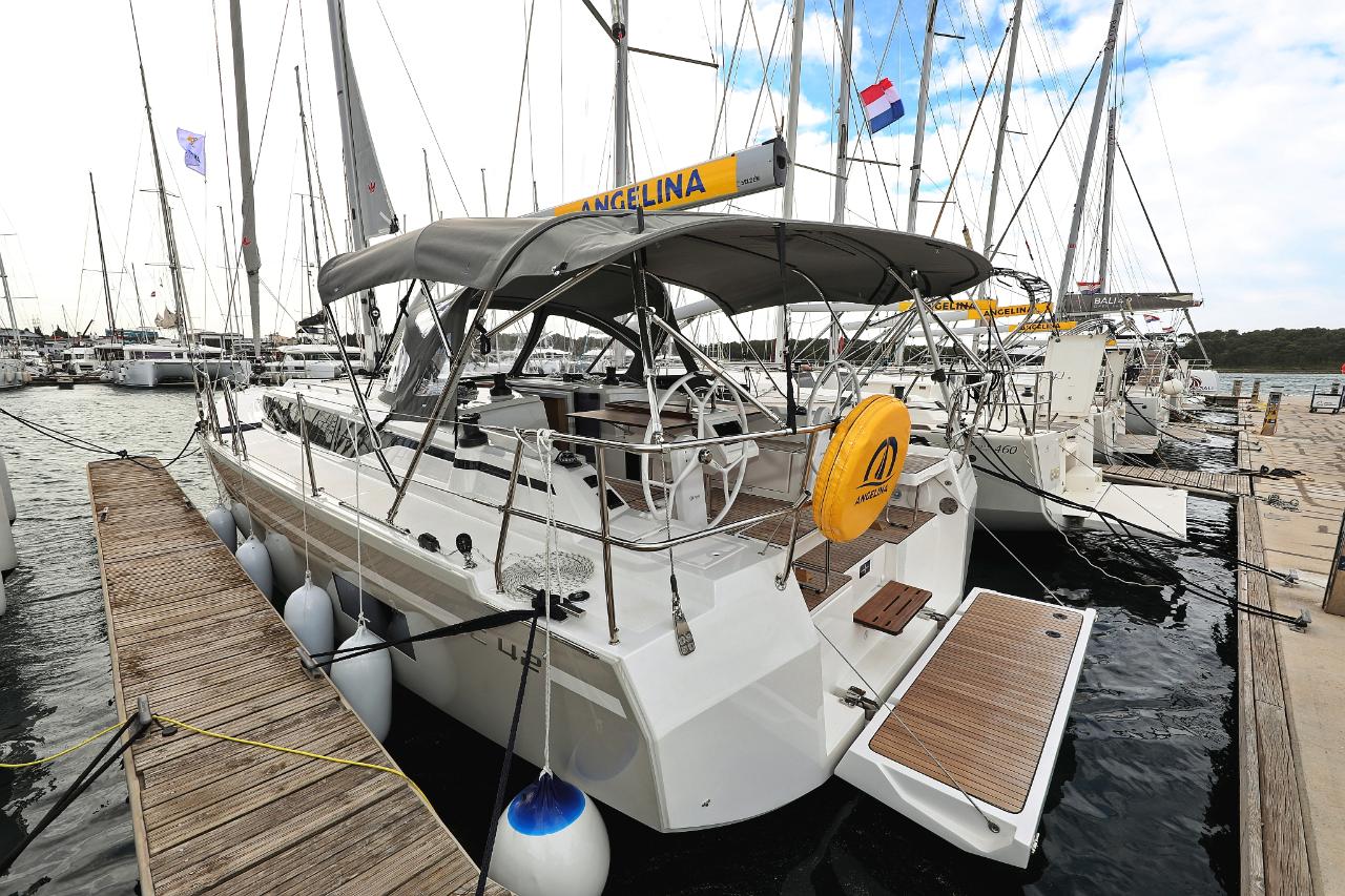 Noleggio Bavaria C42 "Levente" a Vodice | Nautilus - Slika 4