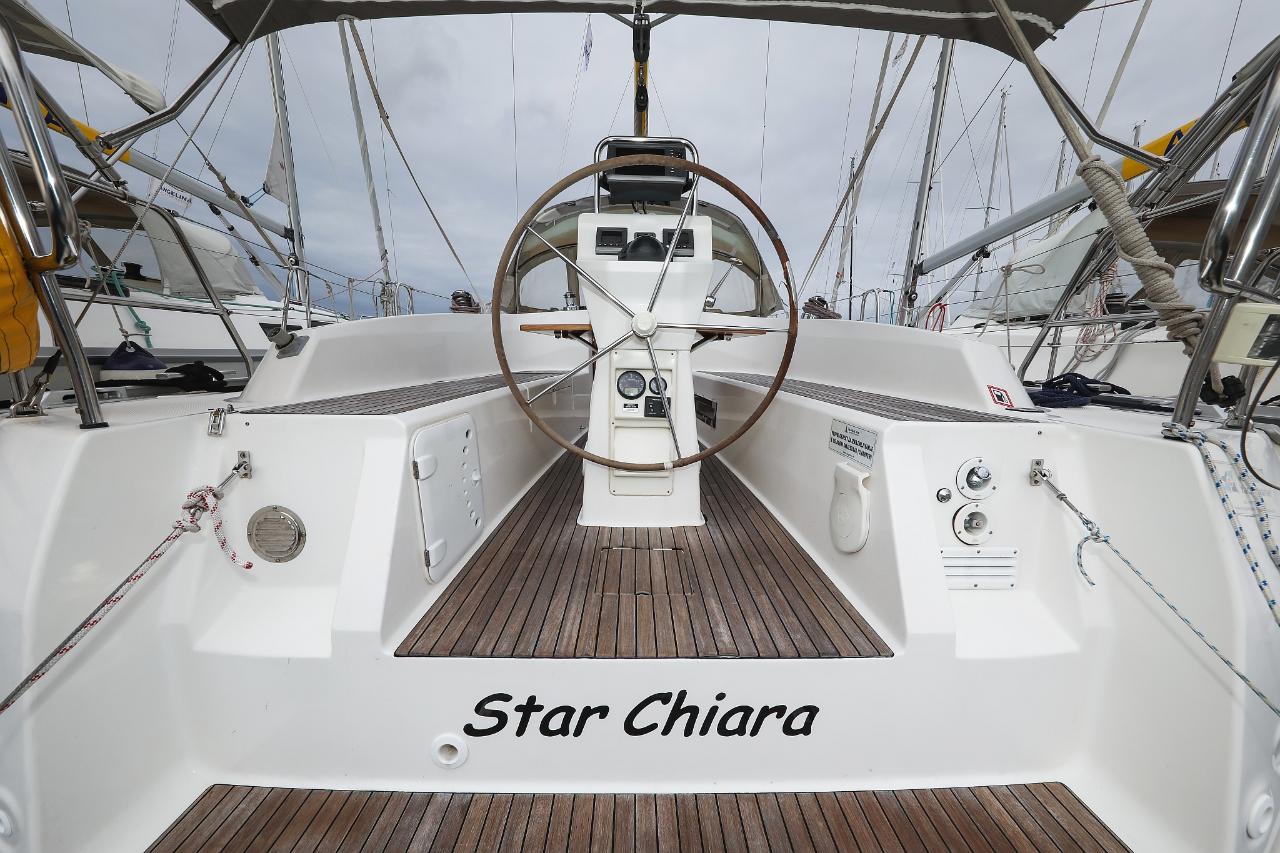 Najam Bavaria Cruiser 32 "Star Chiara" u destinaciji Vodice | Nautilus - Slika 3