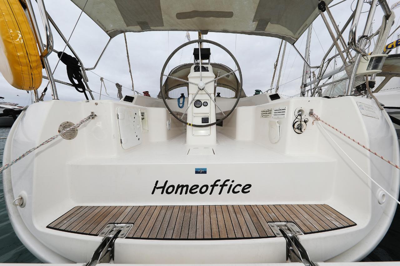 Noleggio Bavaria Cruiser 33 "Homeoffice" a Vodice | Nautilus - Slika 4