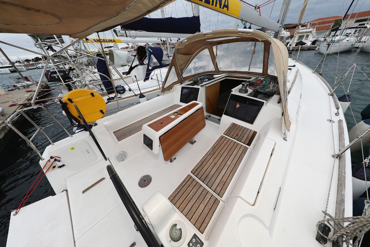 Noleggio Dufour 350 GL "Sweet Lady" a Vodice | Nautilus - Slika 4